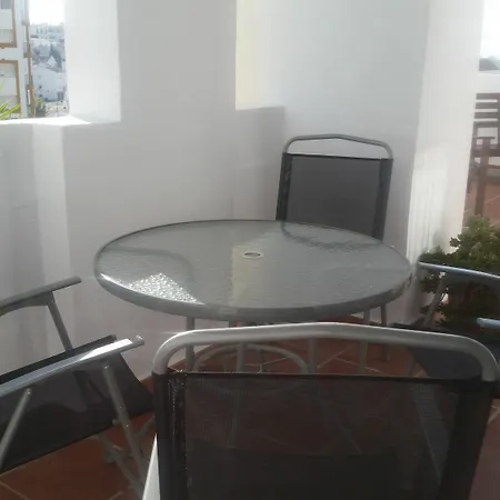 Puerto Deportivo Apartment *